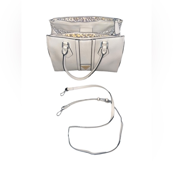 Guess Los Angeles White Faux Leather Purse Crossbody Tote - Picture 2 of 9